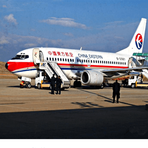 武汉机场空运航空快运业稳步发展的原因是什么？
